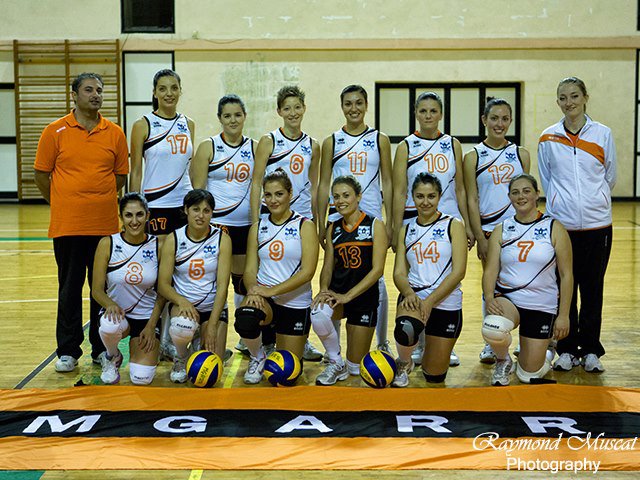 Mgarr Ladies team photo - Nov 2012